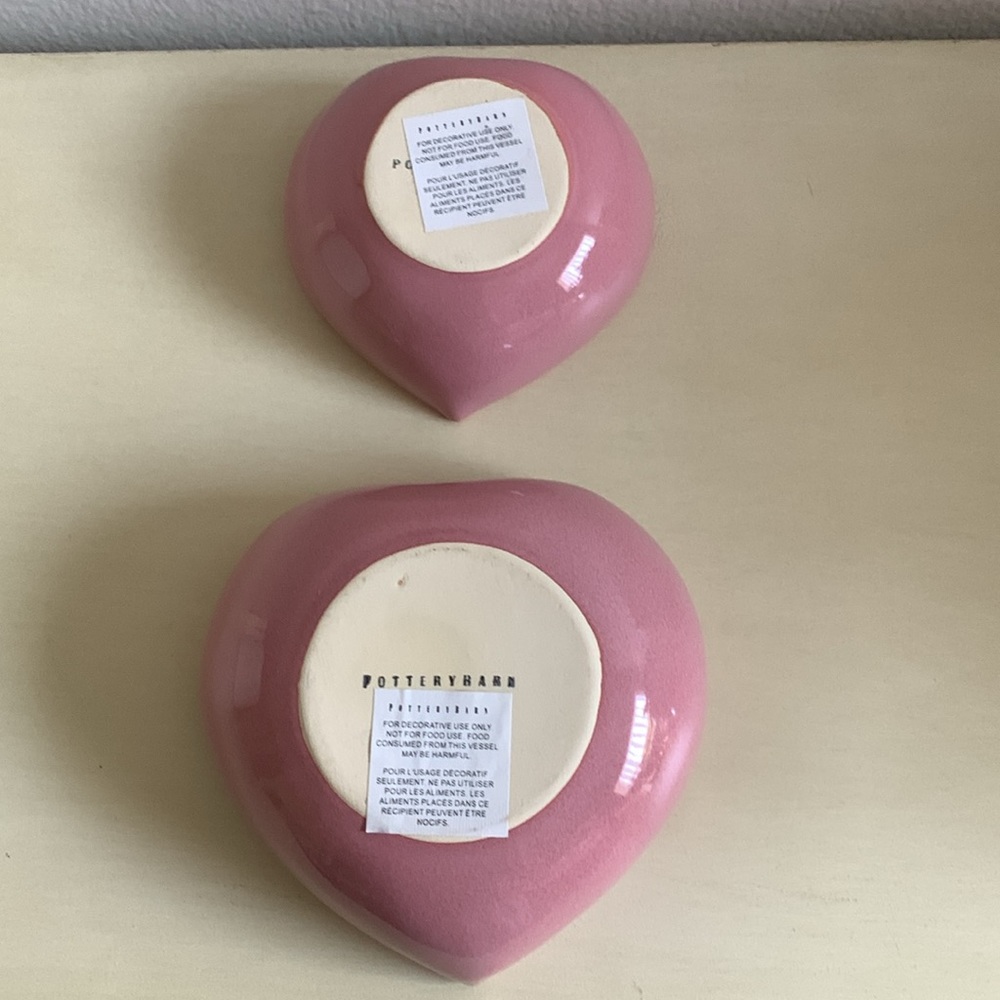 Pink Heart Nesting Bowls
Pottery Barn - Picture 3 of 3